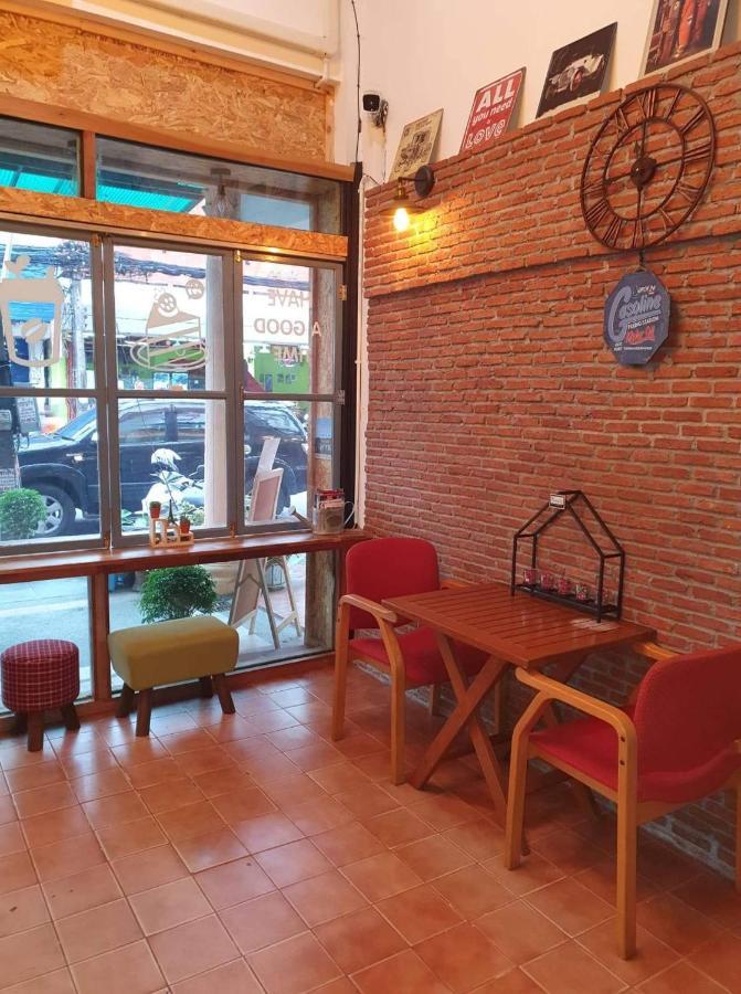First Phuket Hostel 외부 사진