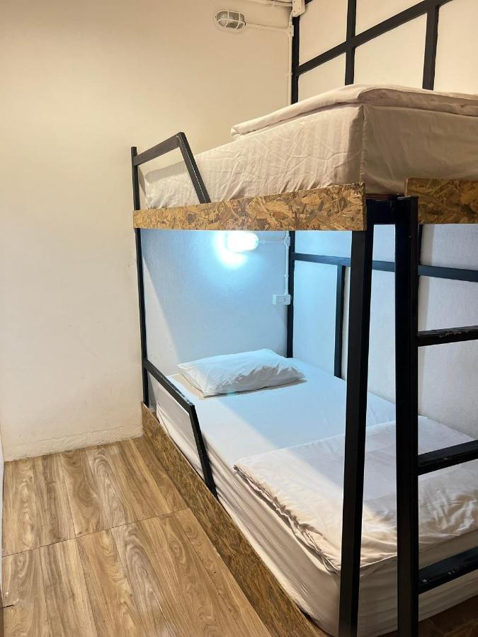 First Phuket Hostel 외부 사진